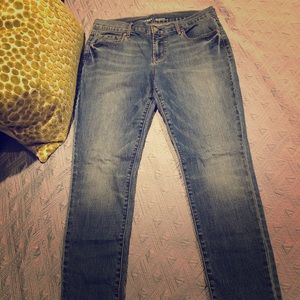 Old Navy Mid-Rise Jeans, size 12R